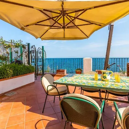 Casa Vacanze Vista Mare Holiday home *